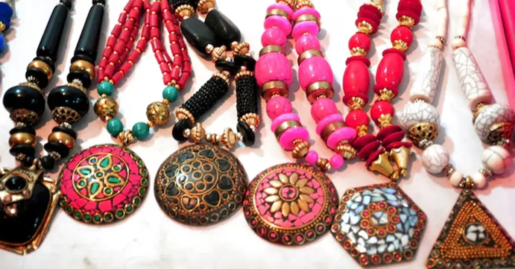 history and origin of mood jewelry
