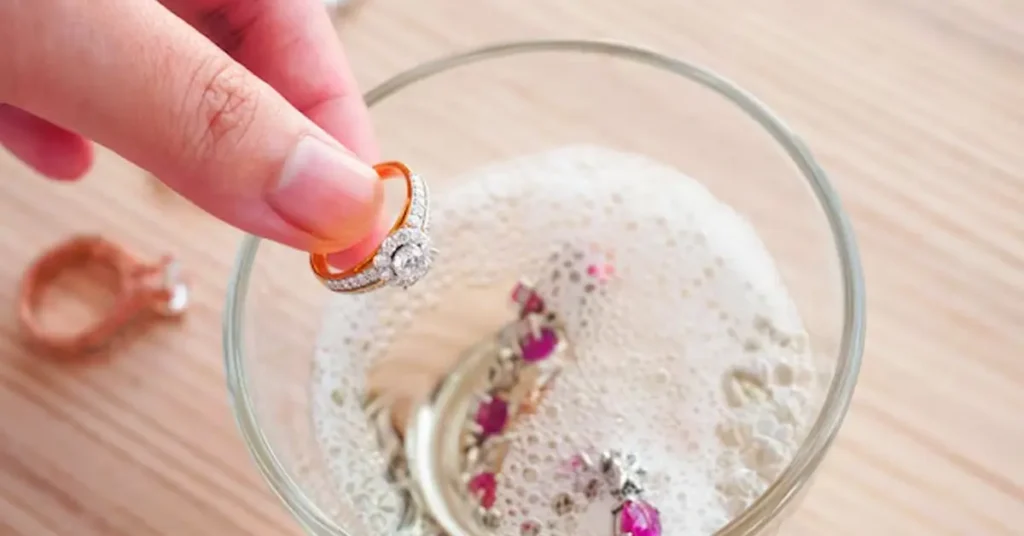 how to clean sterling silver ring at home
